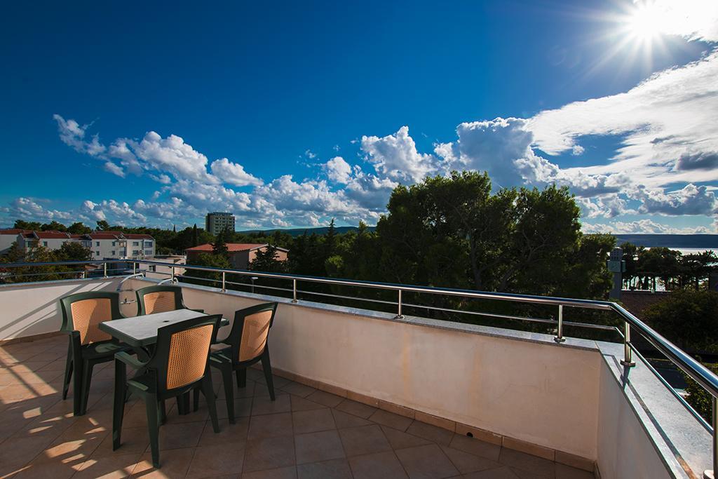 Apartmani I Sobe Grga Starigrad Paklenica Esterno foto